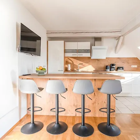 Schloss - An Der Uni - Klinik Appartamento