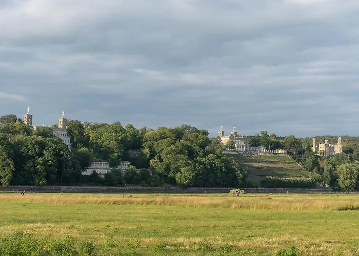 Schloss - An Der Uni - Klinik Dresden