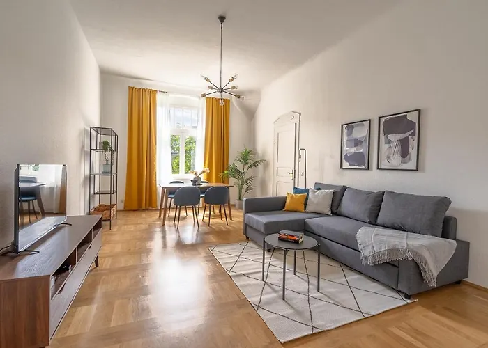 Schloss - An Der Uni - Klinik