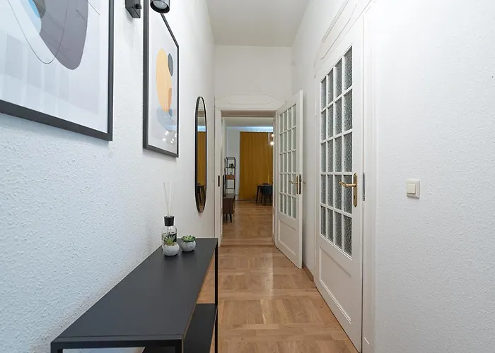 Schloss - An Der Uni - Klinik * 德累斯顿