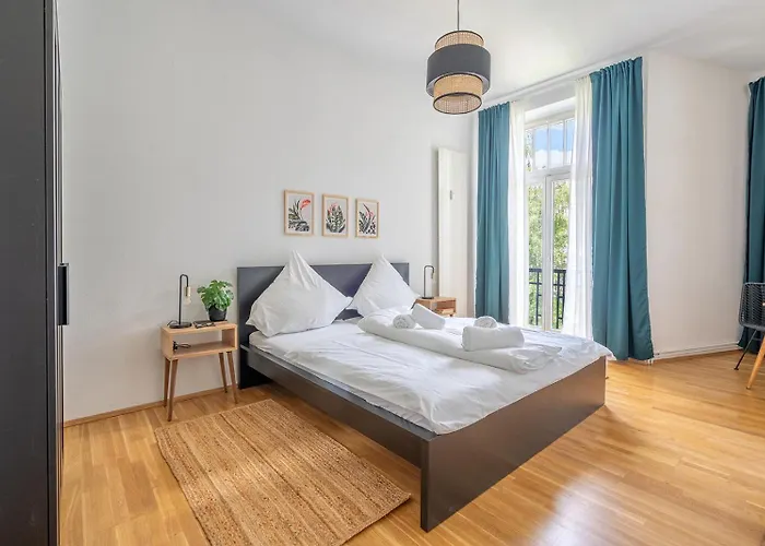 Schloss - An Der Uni - Klinik * Dresden