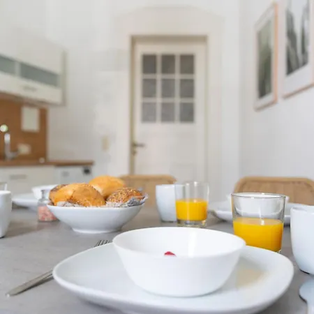 Schloss - An Der Uni - Klinik *